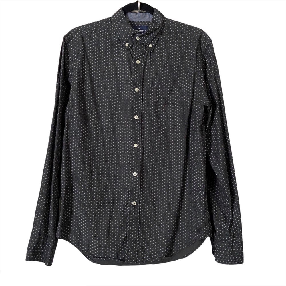 American Eagle Button Down Long Sleeve Shirt